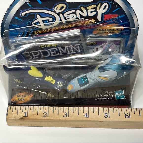 disney wild racers Villain Pack 1/64 Scale Die Cast - Picture 8 of 13